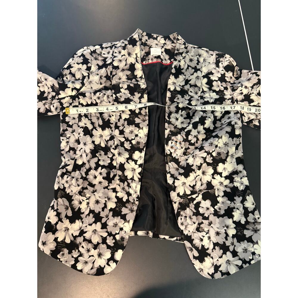 LC Lauren Conrad Women's Floral Blazer Black White Size 6 Mid-Length - Picture 4 of 7
